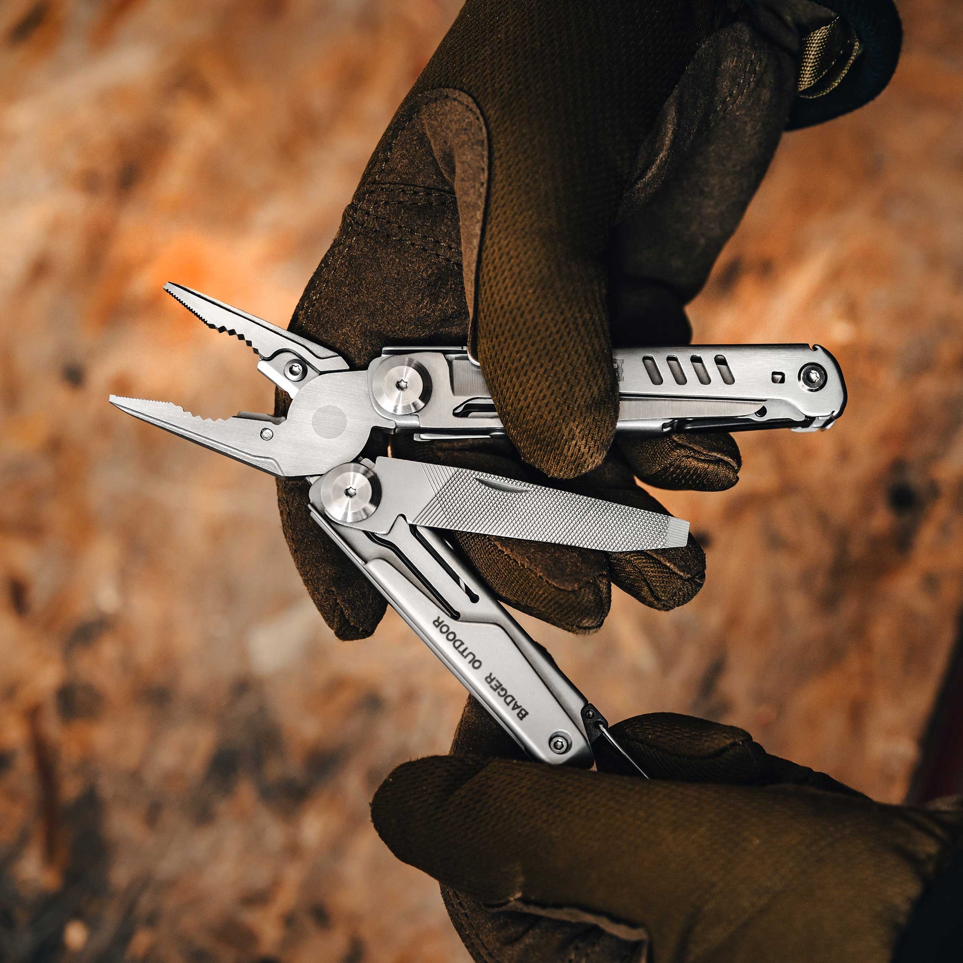 Badger Outdoor - Fang Multitool