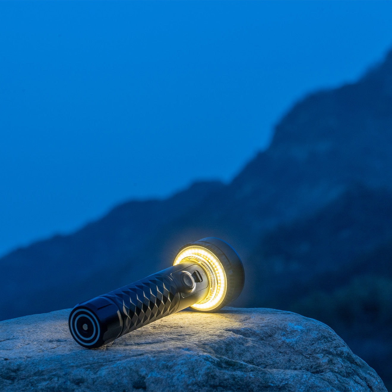 Olight - Prowess Taschenlampe Black - 5000 Lumen