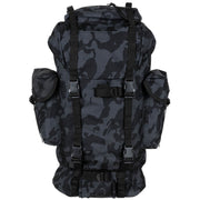 BW Kampfrucksack, 65 l, Alu-Aussteifung, night-camo