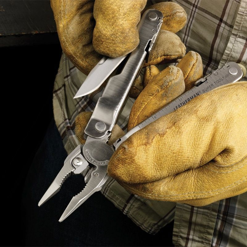 Leatherman - Super Tool 300 Multitool - Black mit Holster