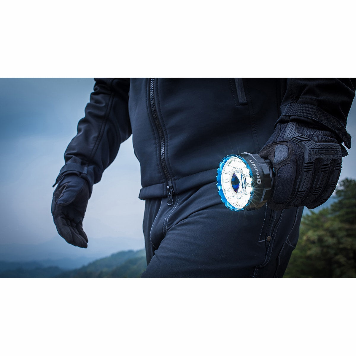 Olight - Marauder 2 Cool White Akku-Taschenlampe - 14000 Lumen, Reichweite 800 m