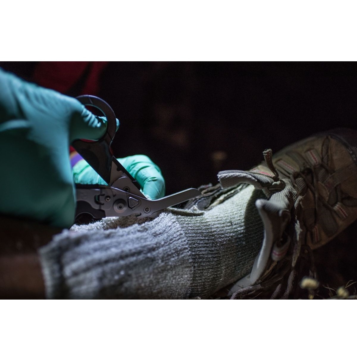 Leatherman - Raptor Rescue - Multitool mit Holster - Black