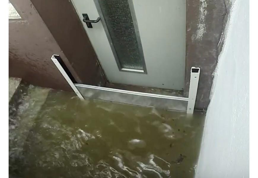 Masys – Howa Kit Mobiler Hochwasserschutz – Dammbalkensystem