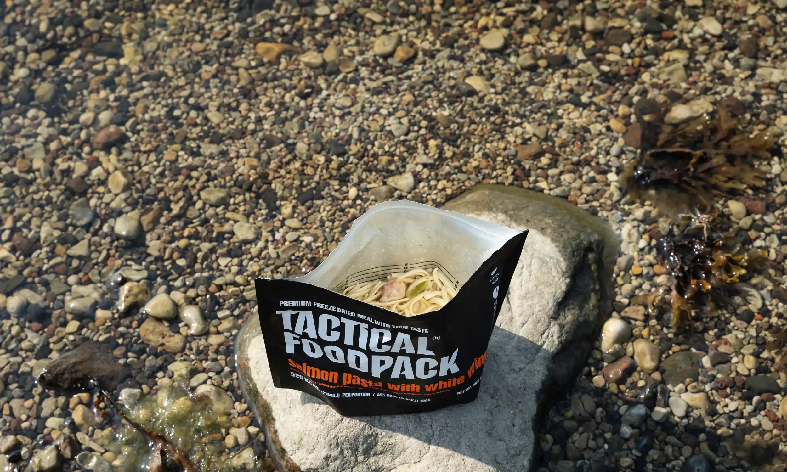 Tactical Foodpack Lachs-Pasta mit Weißwein – Gourmet Outdoor-Mahlzeit gefriergetrocknet 20c